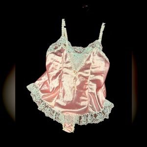 Vintage 1960s Vandamere Nightgown